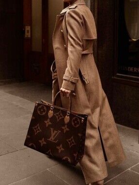 Like NEW! Louis Vuitton OnTheGo LV Reverse Canvas GIANT Monogram GM W/COA